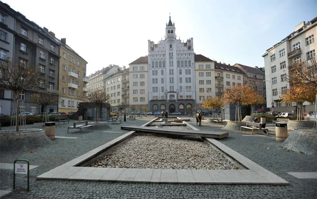 Sunny Apartment With Balcony Near Prague Castle With Prague Castle View