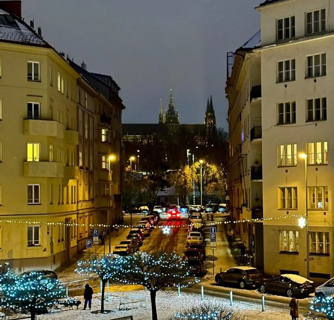 Sunny Apartment With Balcony Near Prague Castle With Prague Castle View
