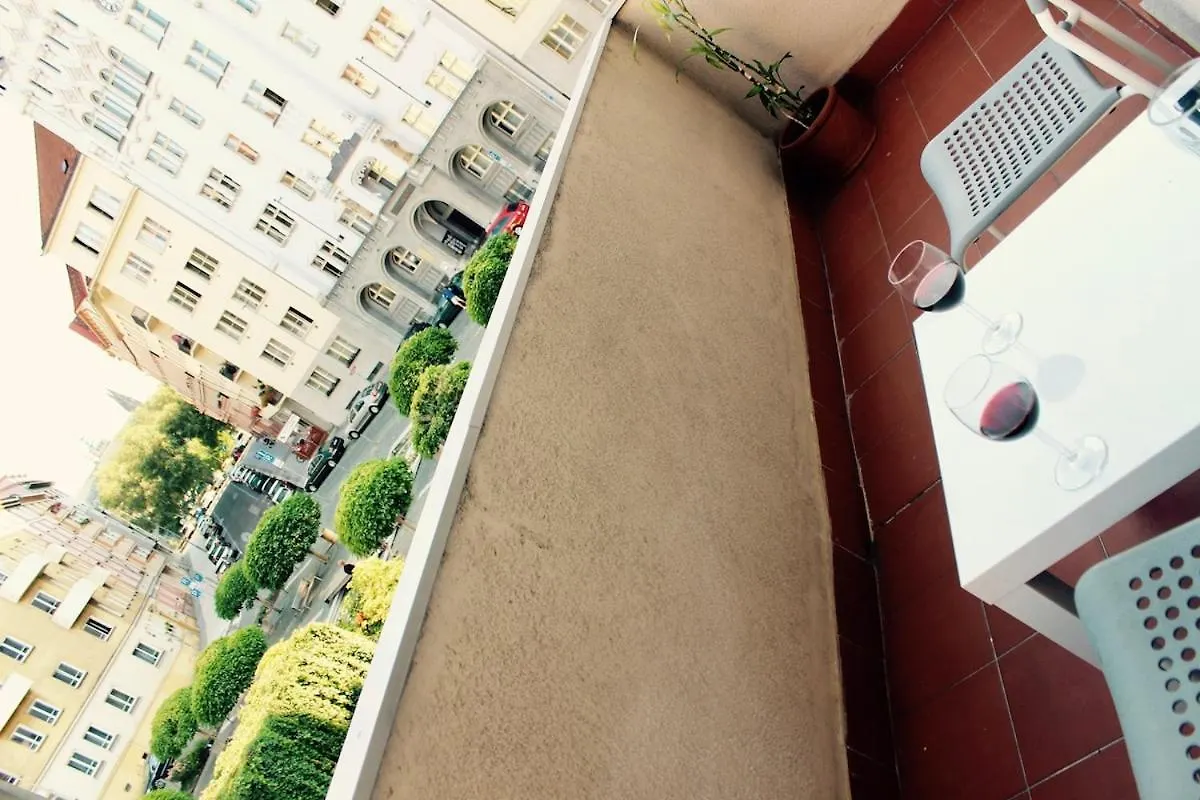 Sunny Apartment With Balcony Near Prague Castle With Prague Castle View