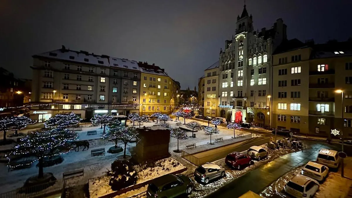 Sunny Apartment With Balcony Near Prague Castle With Prague Castle View