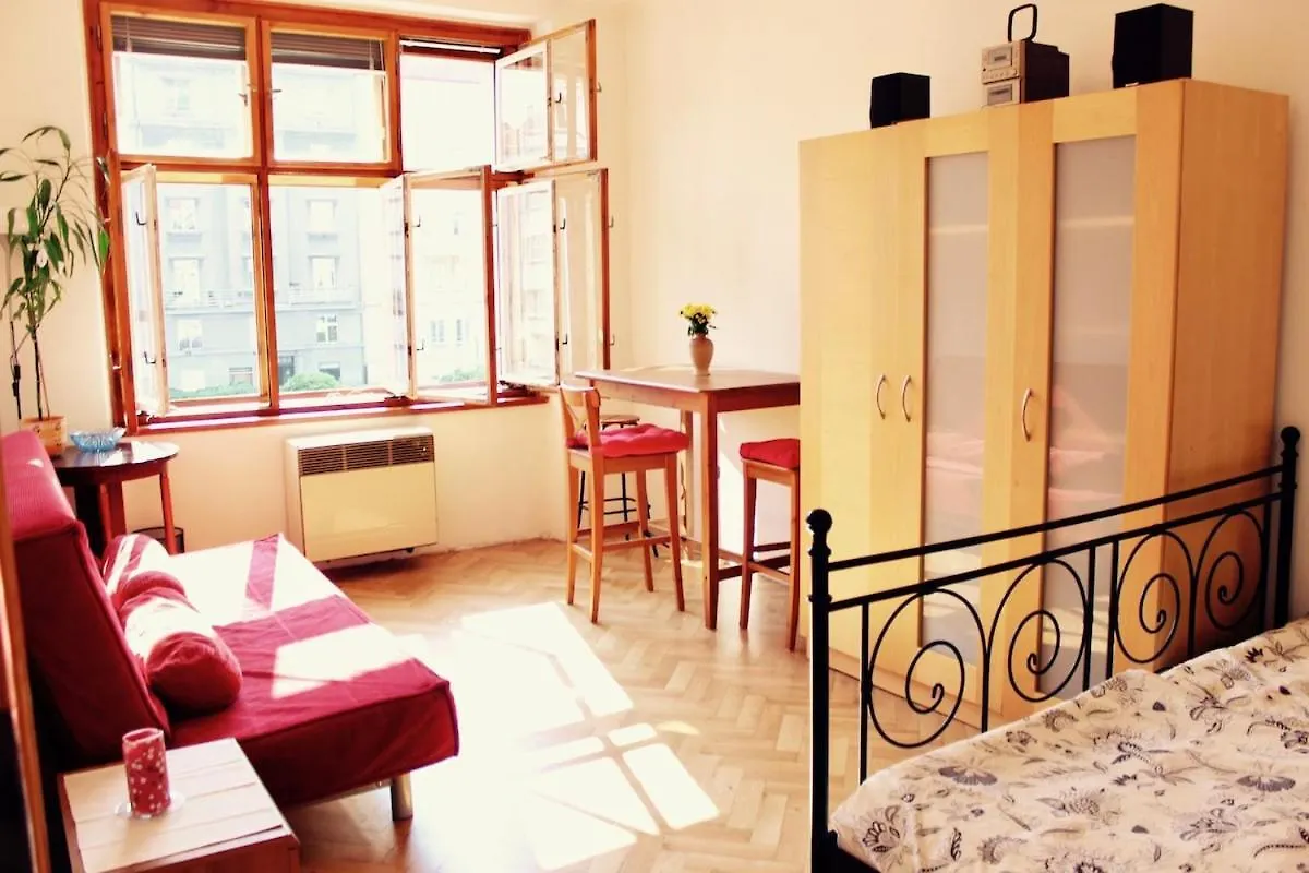 Sunny Apartment With Balcony Near Prague Castle With Prague Castle View